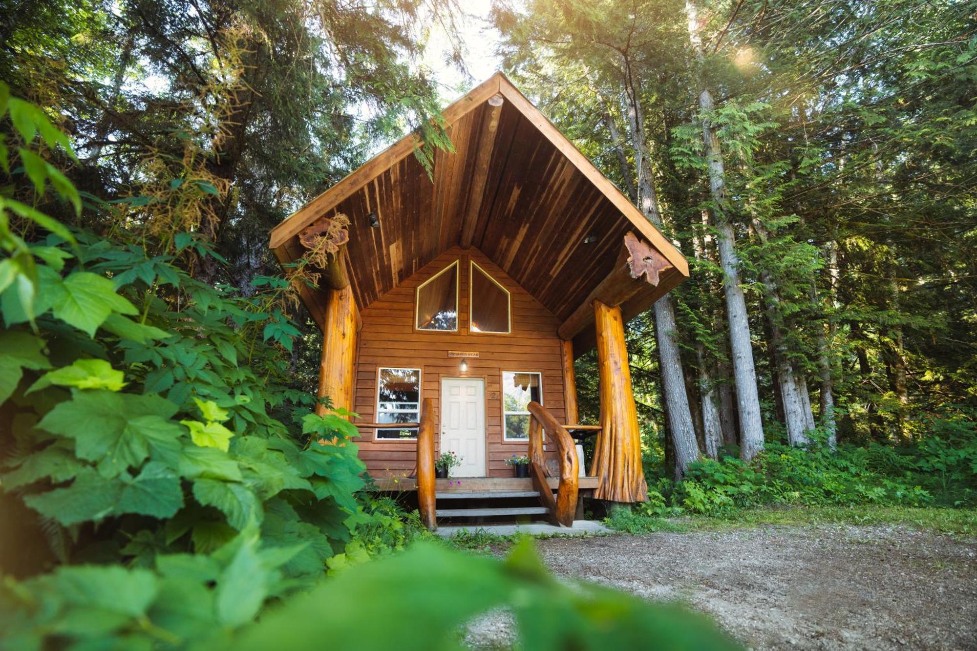 Hagensborg Bella Coola Grizzly Tours And Resort מראה חיצוני תמונה