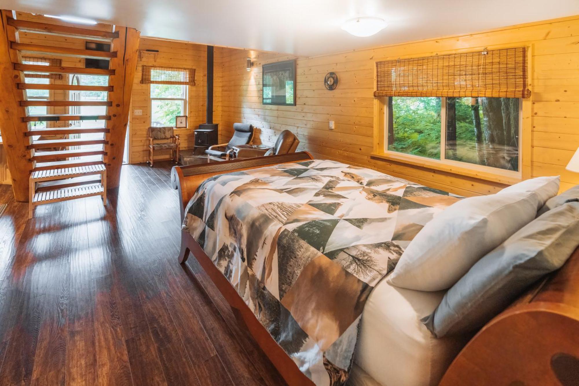 Hagensborg Bella Coola Grizzly Tours And Resort מראה חיצוני תמונה