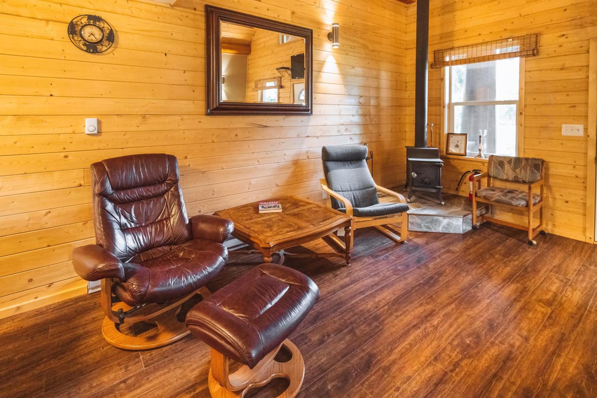 Hagensborg Bella Coola Grizzly Tours And Resort מראה חיצוני תמונה